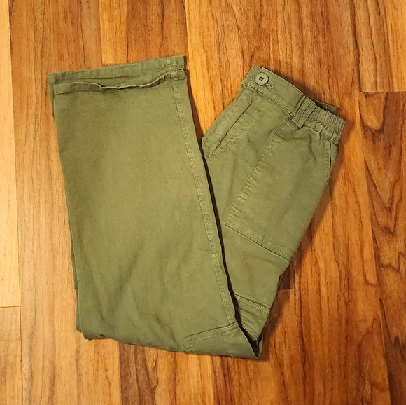Olive High Waisted Cargo Pants - Picture 6 of 8